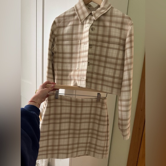 Wilfred Checkered Beige Set - Picture 4 of 4